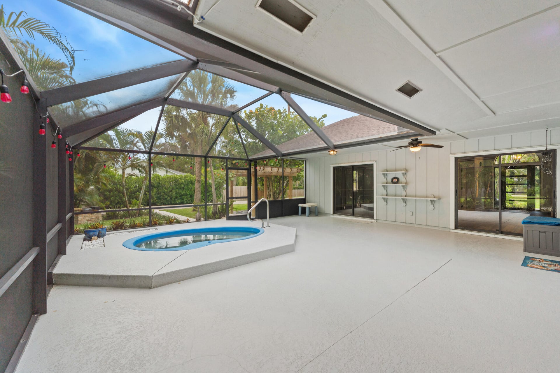 Residence photo 22