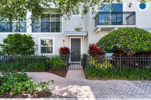 Downtown Delray Beach Unit 75 photo 2