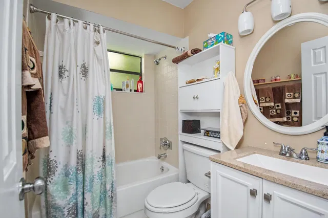 Residence photo 28