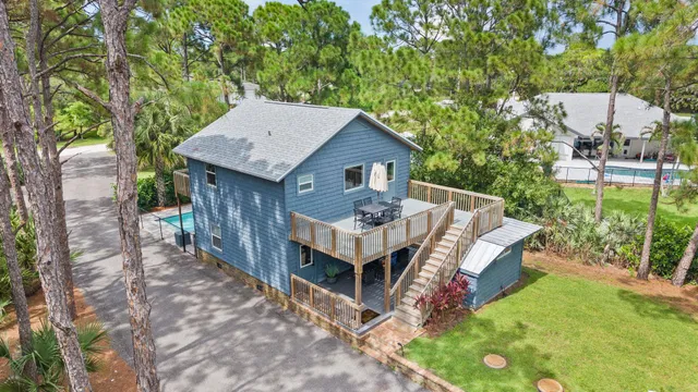 Residence photo 17