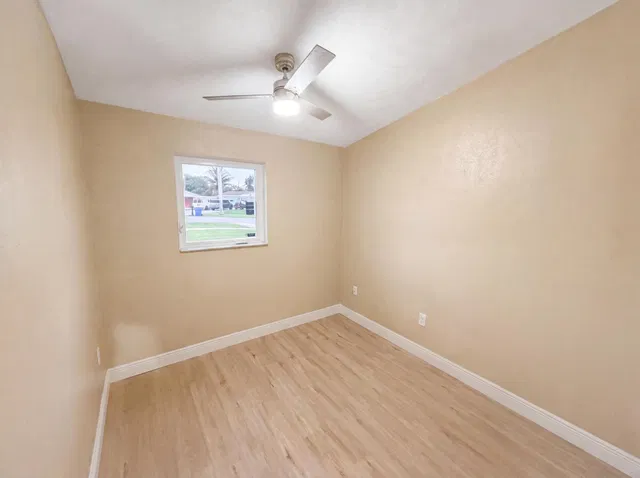  Residence photo 15