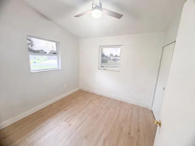  Residence photo 17