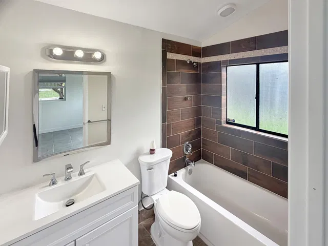  Residence photo 18