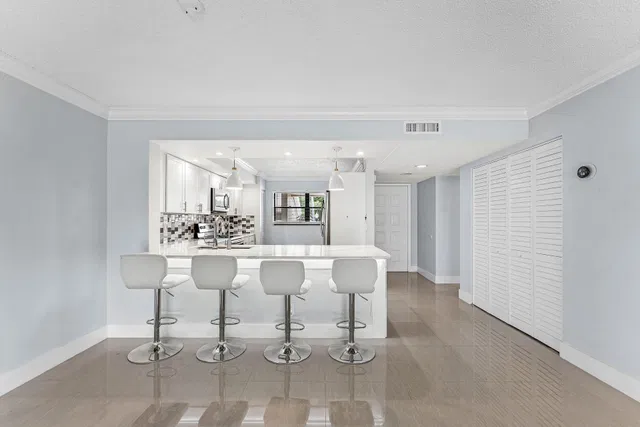 Eastpointe Country Club Unit 201 photo 6