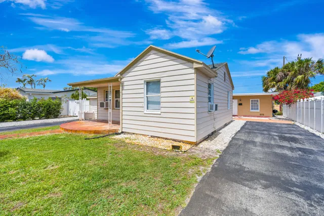 Residence photo 23
