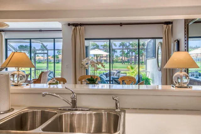 PGA National Palm Beach Gardens Residence photo 15