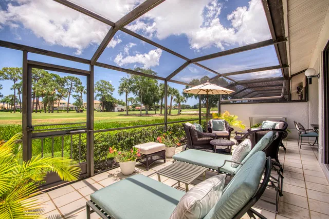 PGA National Palm Beach Gardens Residence photo 26