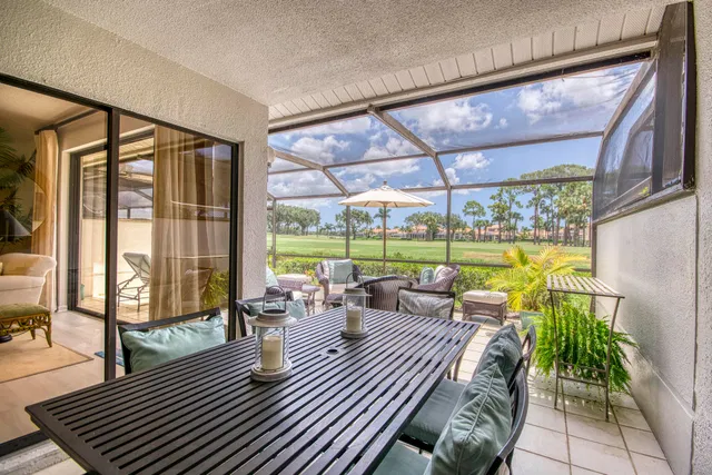 PGA National Palm Beach Gardens Residence photo 29