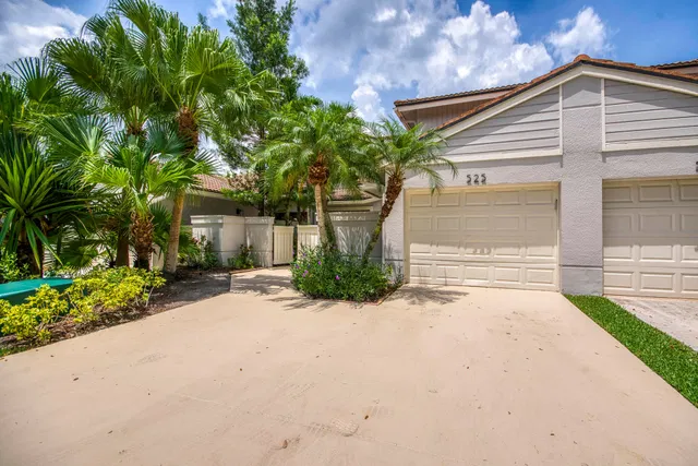 PGA National Palm Beach Gardens Residence photo 32