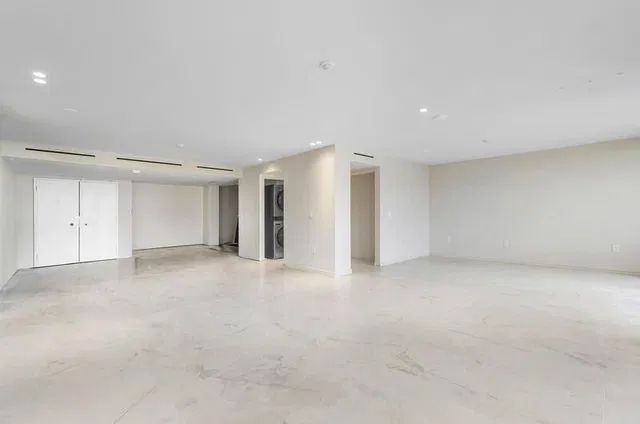 North End Palm Beach Unit 418 photo 4