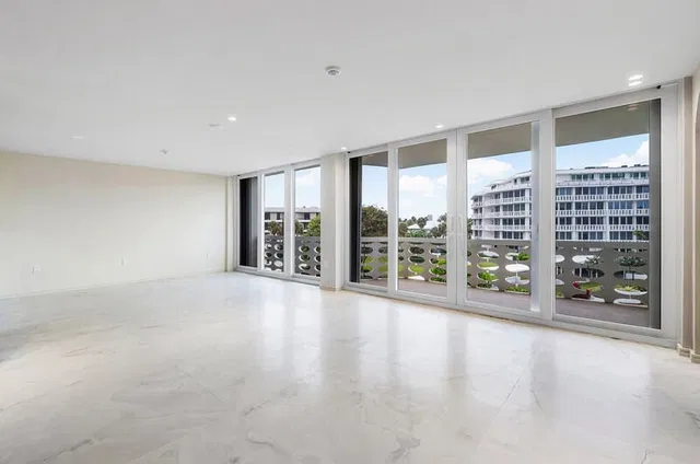 North End Palm Beach Unit 418 photo 14