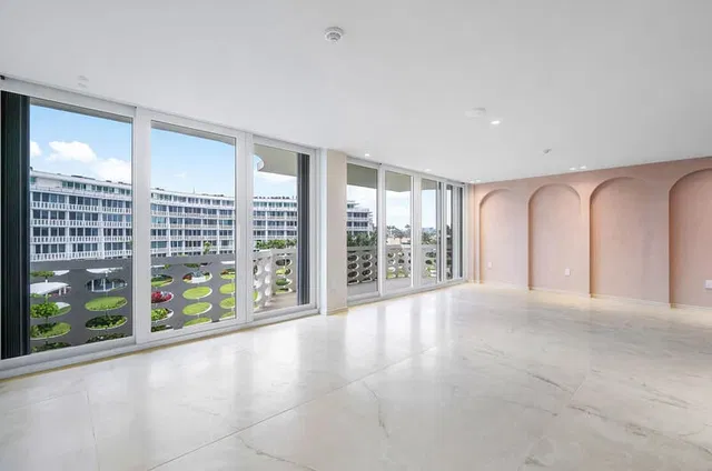 North End Palm Beach Unit 418 photo 15