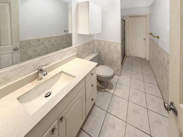 Residence photo 12