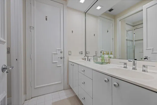  Residence photo 54