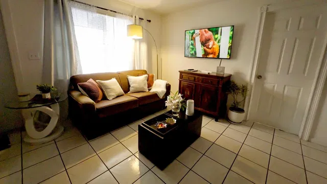 Residence photo 4