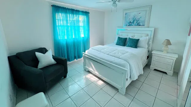 Residence photo 17