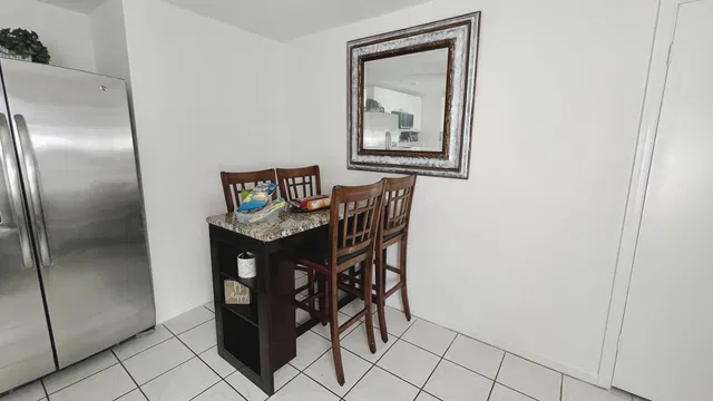 Residence photo 19