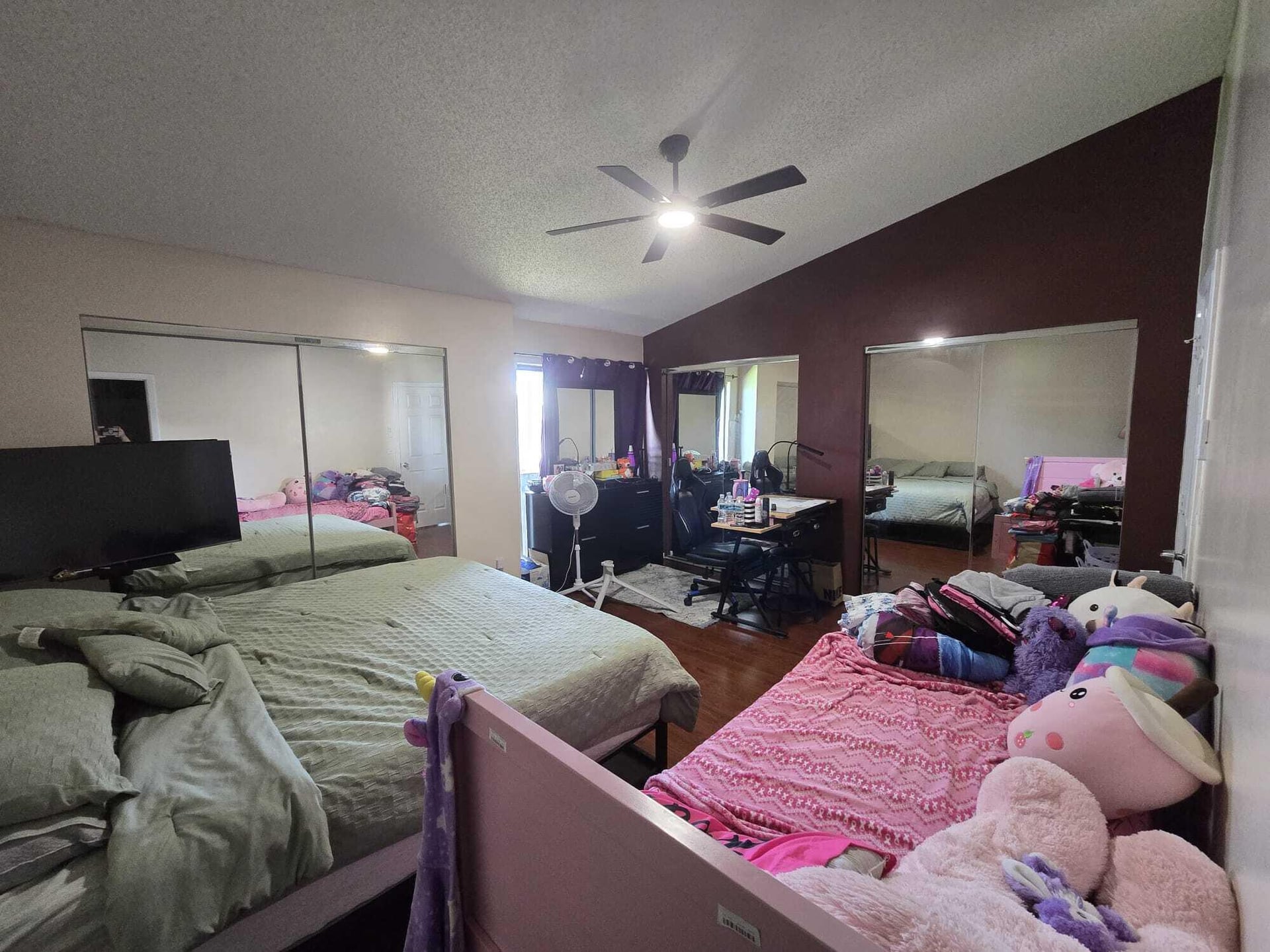  Unit 5204 photo 18