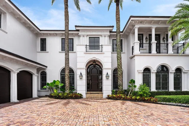 Royal Palm Yacht and Country Club Residence photo 5