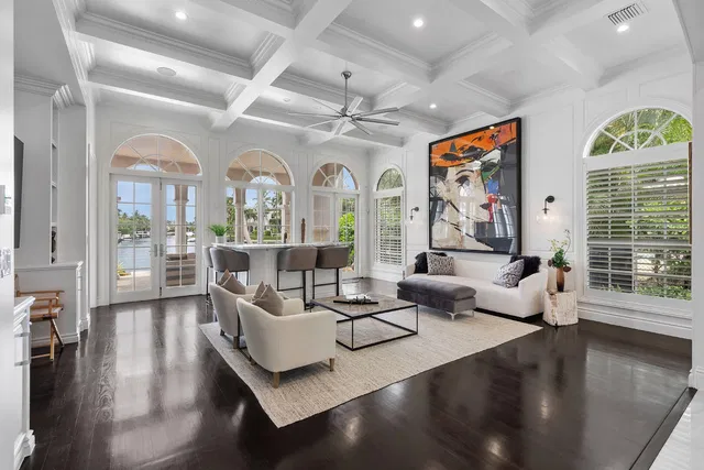 Royal Palm Yacht and Country Club Residence photo 26