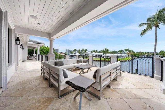 Royal Palm Yacht and Country Club Residence photo 38