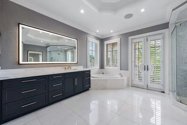 Royal Palm Yacht and Country Club Residence photo 42