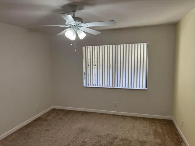  Residence photo 14