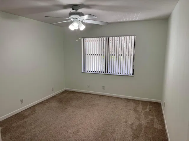  Residence photo 15