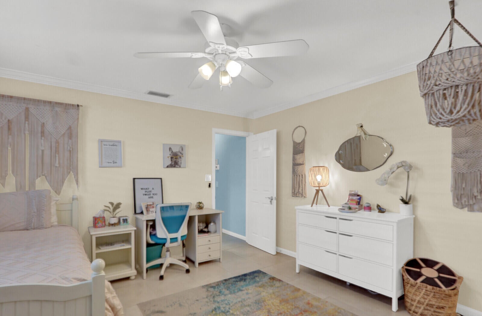 Residence photo 33