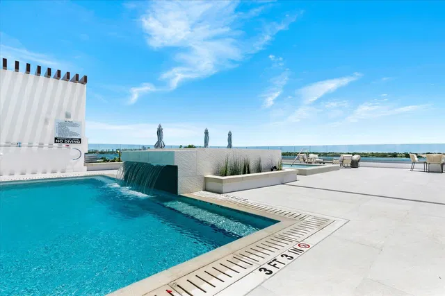 Alba Palm Beach Unit 102 photo 45