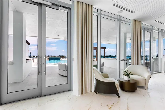Alba Palm Beach Unit 102 photo 54