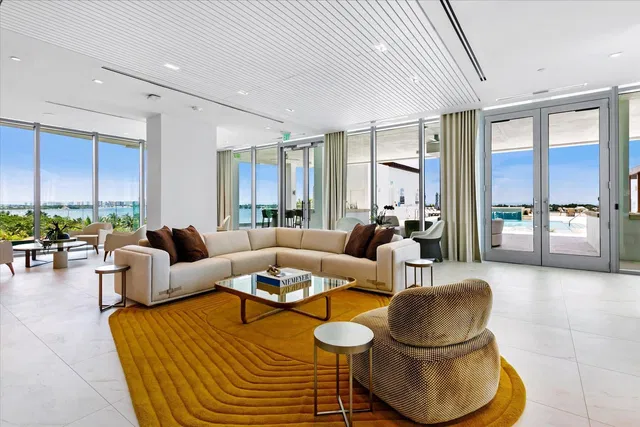 Alba Palm Beach Unit 102 photo 57