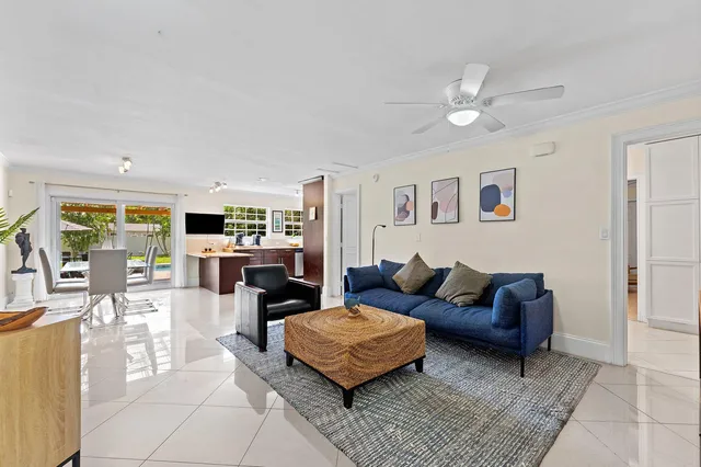 Residence photo 6