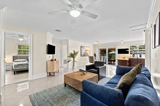 Residence photo 7