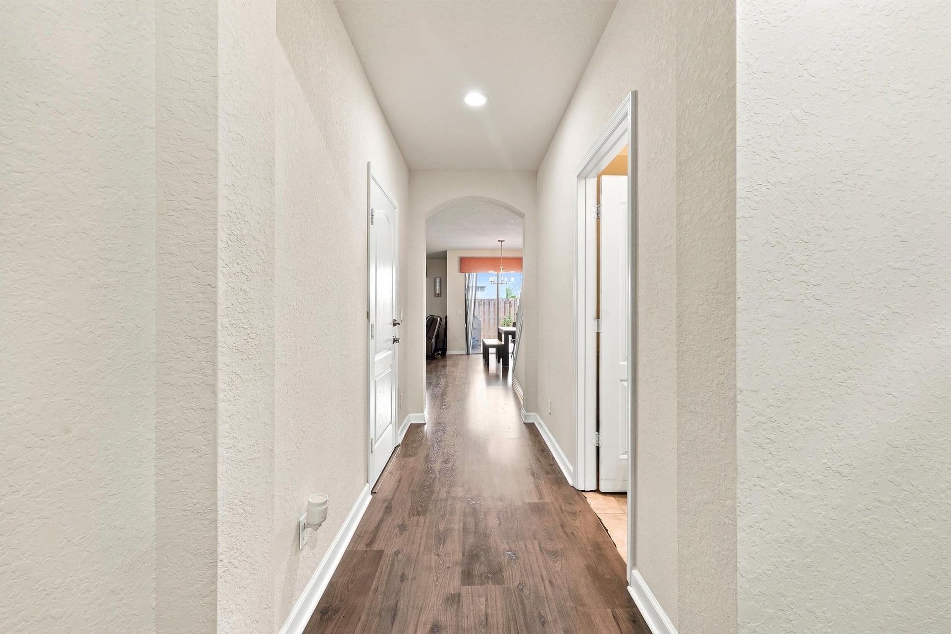 Residence photo 3