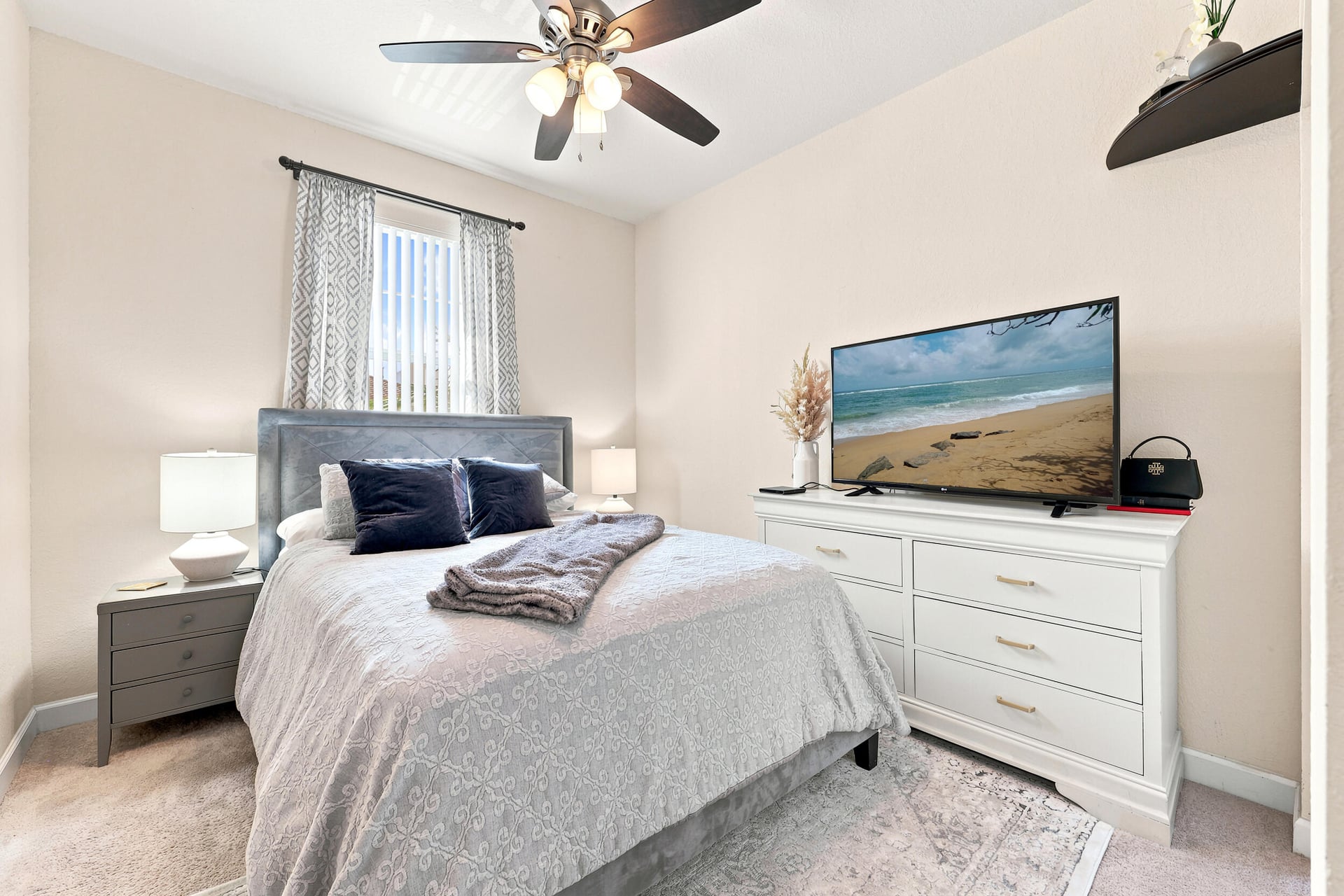 Residence photo 15