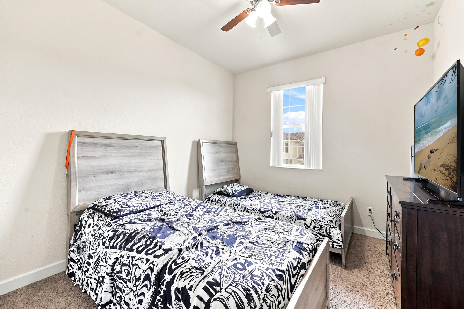 Residence photo 16