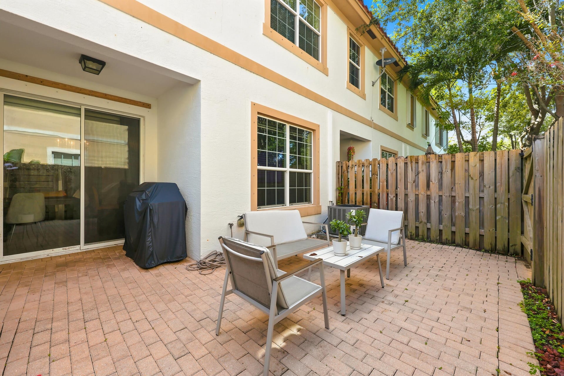 Residence photo 18