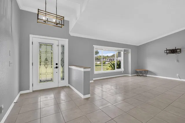  Residence photo 6