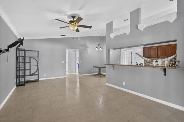  Residence photo 17