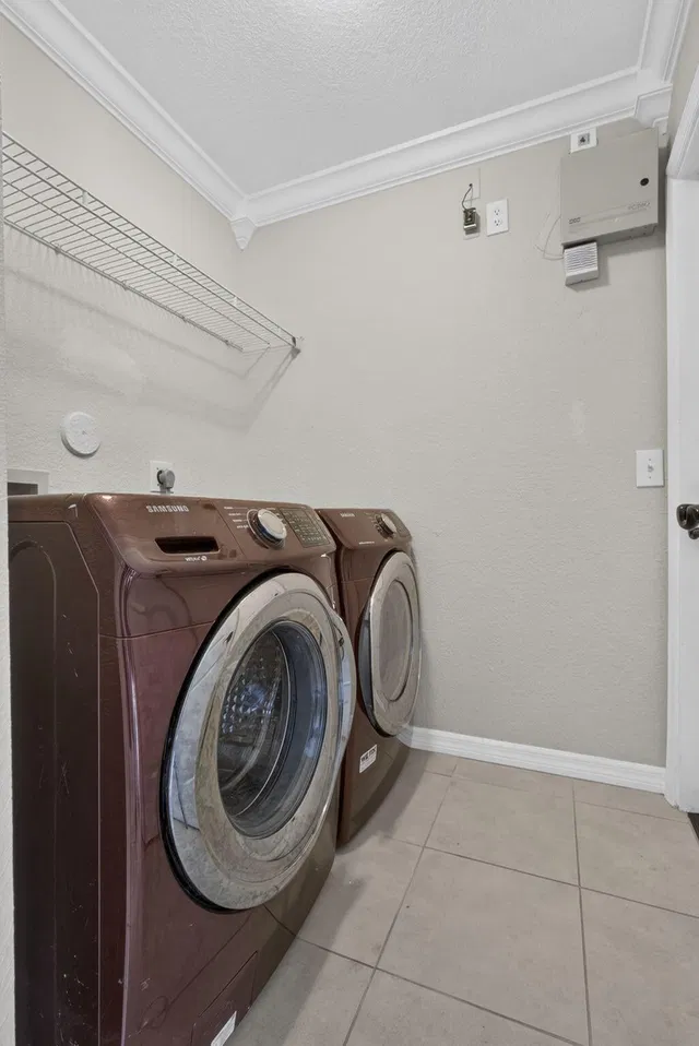  Residence photo 27