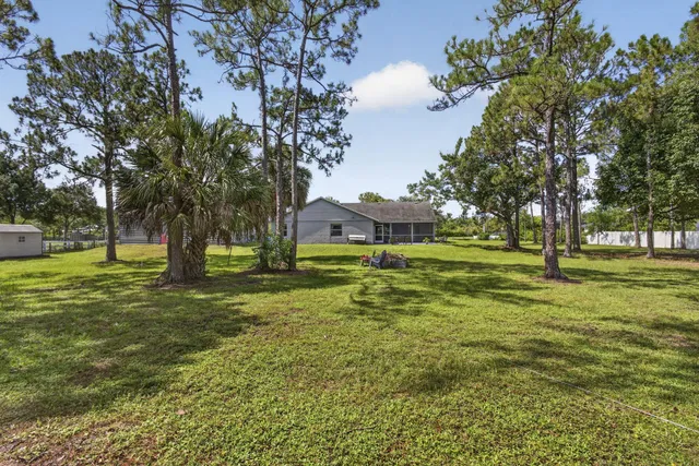  Residence photo 45
