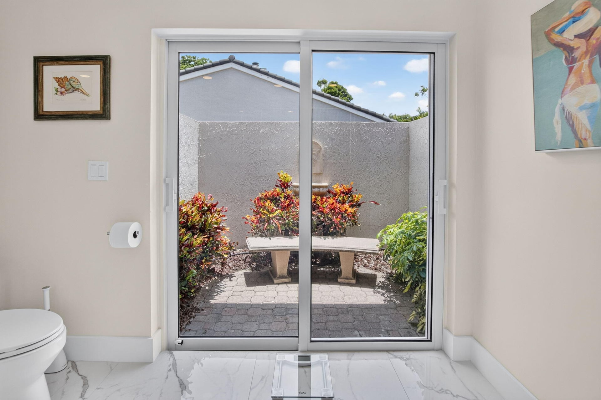Residence photo 29