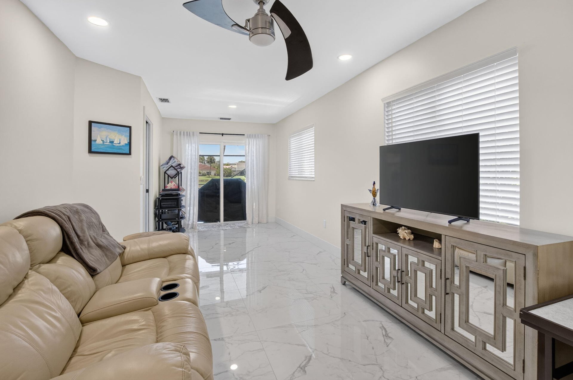 Residence photo 37