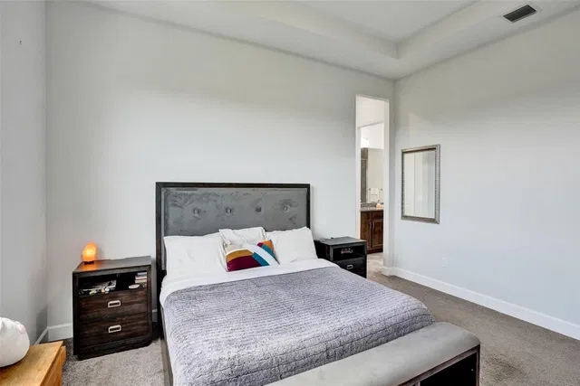 Residence photo 15