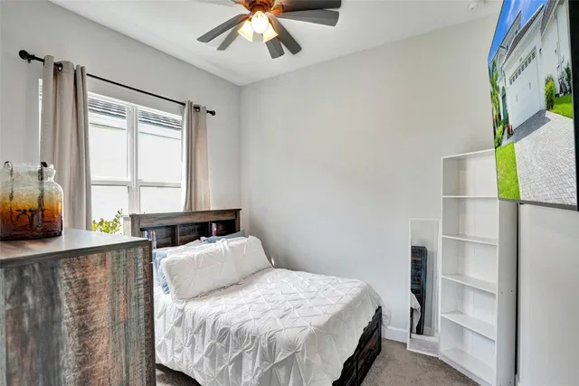Residence photo 19