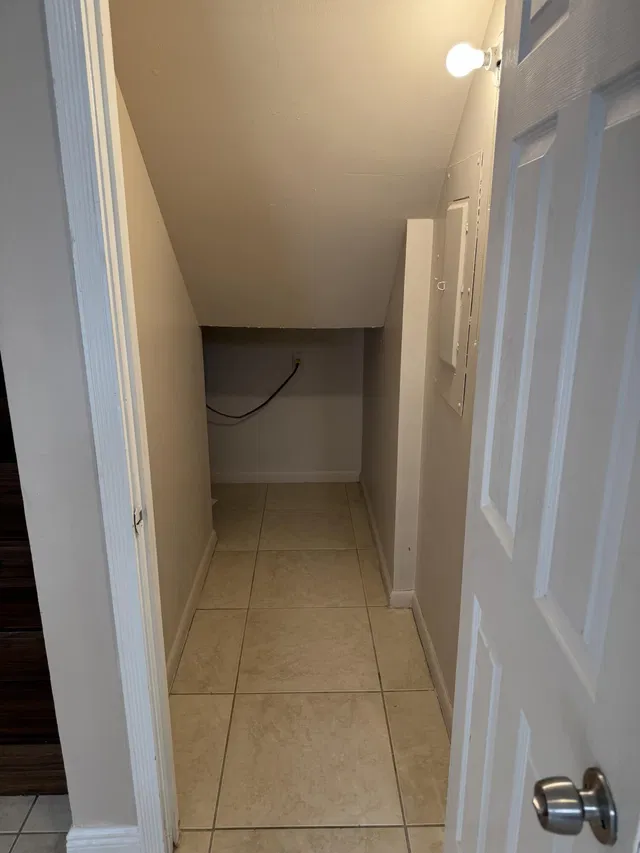  Residence photo 7
