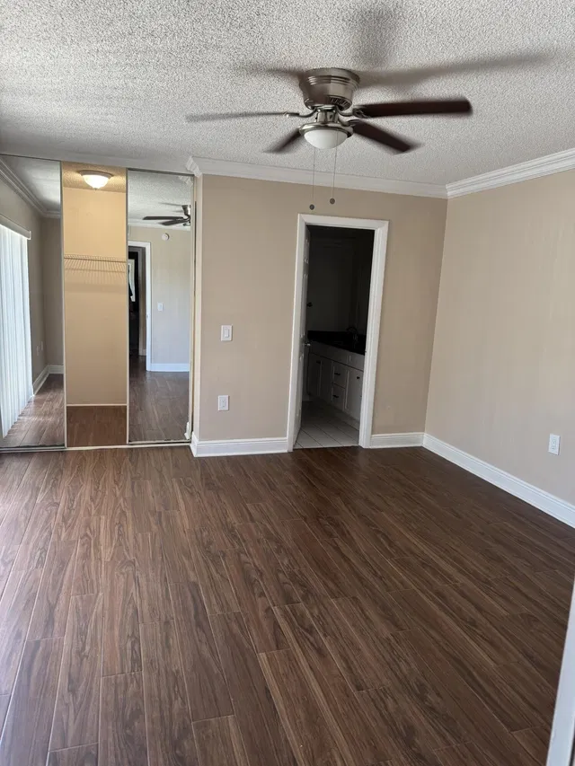  Residence photo 12