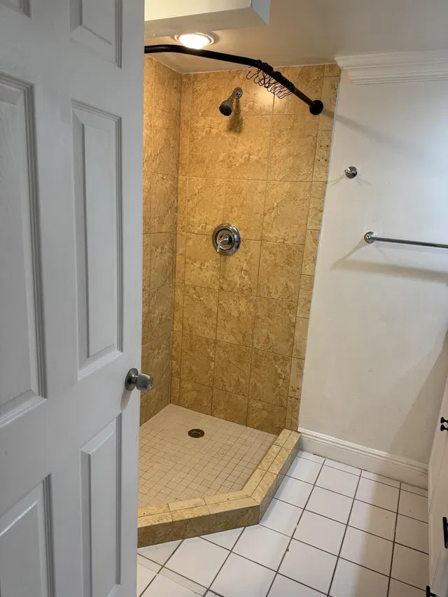  Residence photo 16