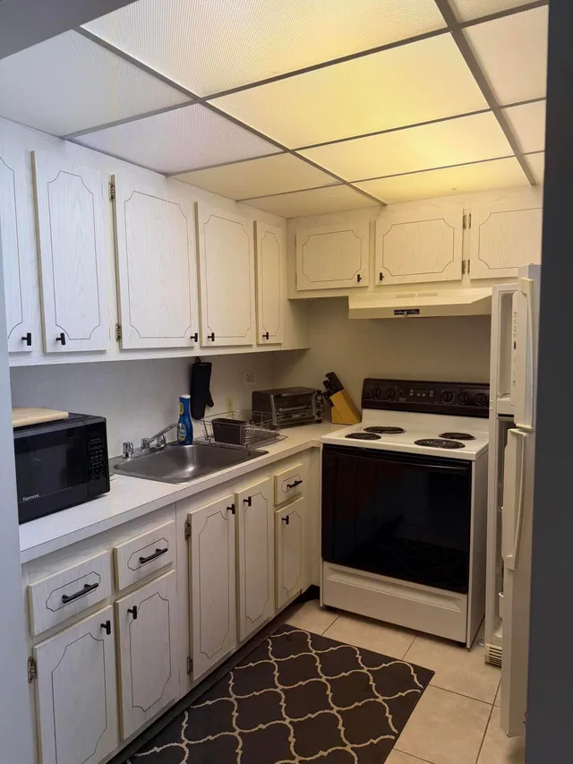 Boca West Country Club Unit L photo 9